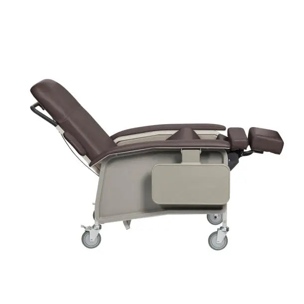 Clinical Care Geri Chair Recliner - Home Health Store Inc
