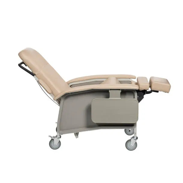 Clinical Care Geri Chair Recliner - Home Health Store Inc