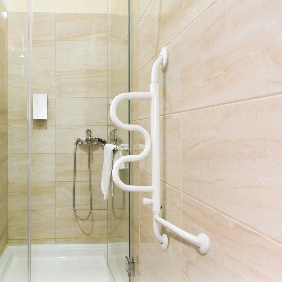 Stander Curve Grab Bar