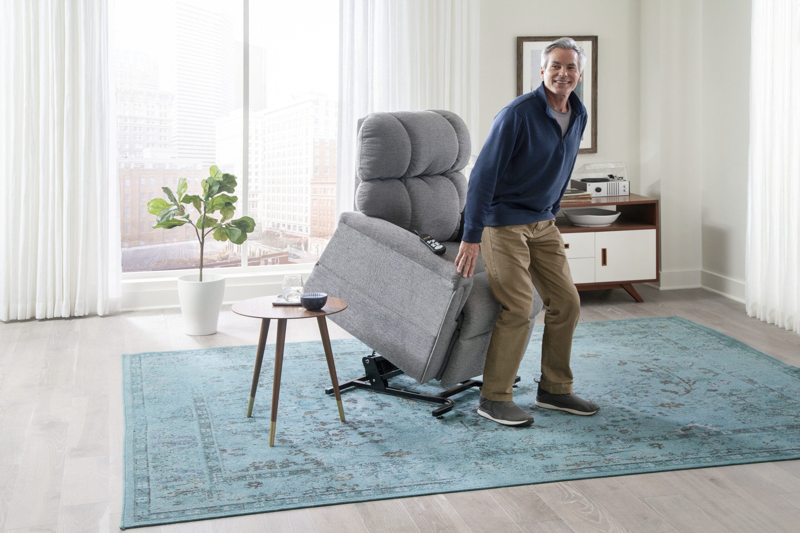 Golden The Comforter - Lift Chair