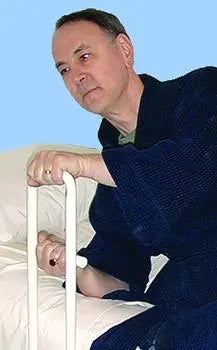 MTS 2025 EA/1 BED RAIL.COMES W/30INX27IN BED BOARD.HANDLE WIDTH 6IN. STEEL CONSTRUCTION. WEIGHT CAP.250LBS