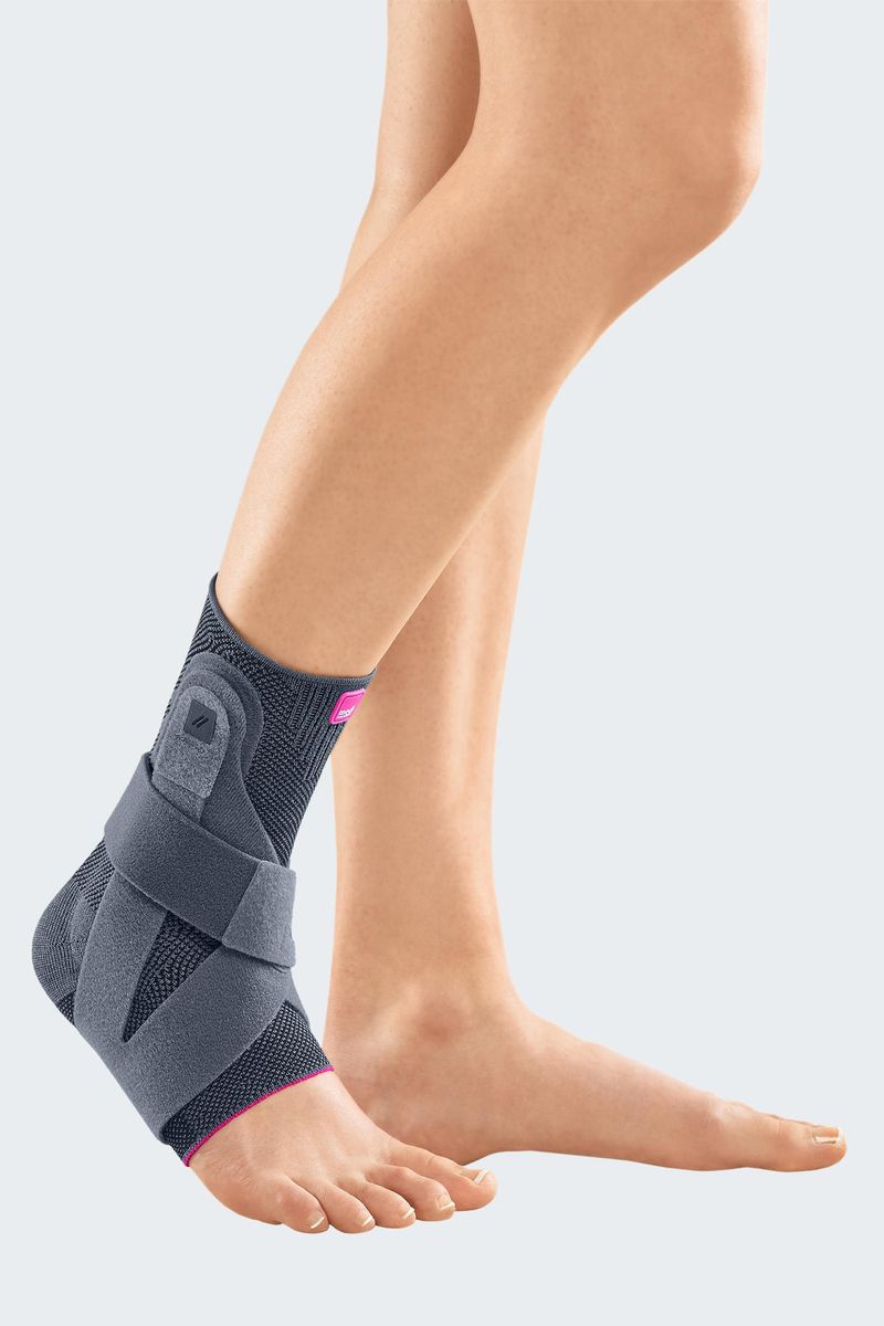 Medi Levamed Active Ankle Support