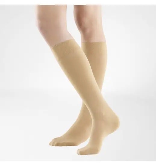 Bauerfeind VenoTrain Soft Compression Stockings Knee-High 20-30mmHg