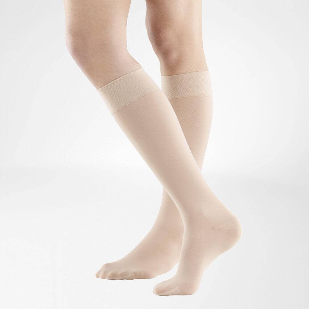 Bauerfeind VenoTrain Soft Compression Stockings Knee-High 20-30mmHg