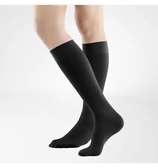 Bauerfeind VenoTrain Soft Compression Stockings Knee-High 20-30mmHg