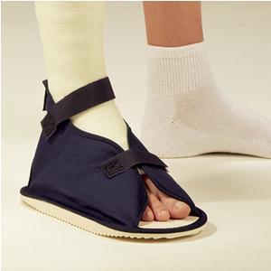 DR 203504 EA/1 DEROYAL OPEN TOE CAST BOOT W/ HOOK AND LOOP CLOSURE LARGE, W/ CANVAS.